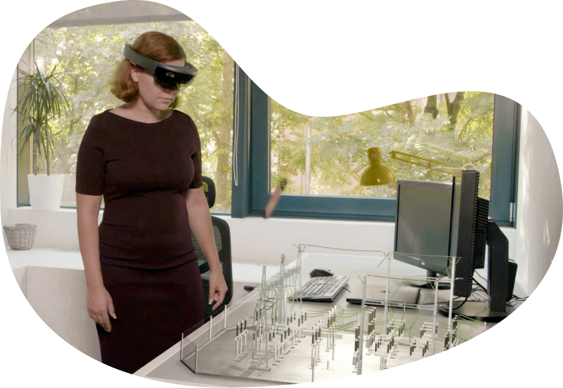 Mixed reality (MR) image